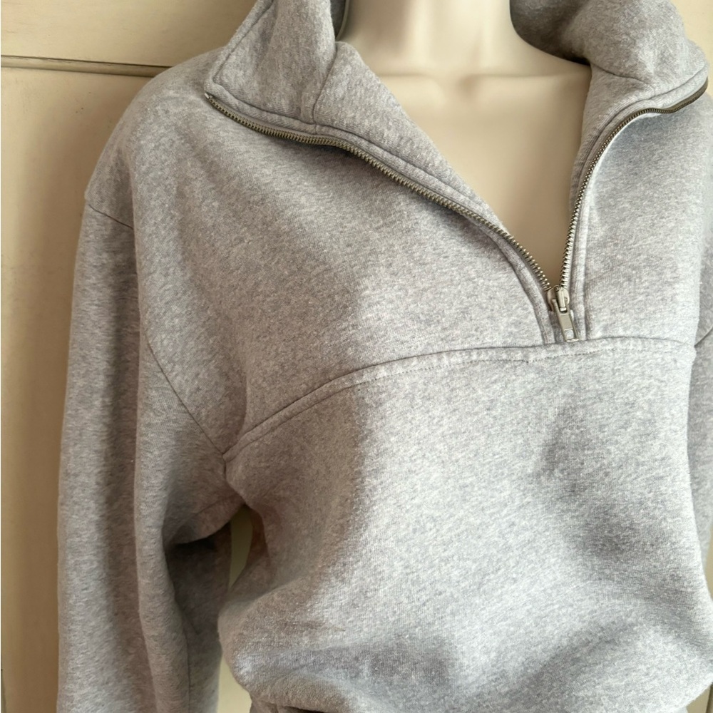 Brandy Melville Grey Quarter Zip  Sweatshirt S M - Picture 6 of 12